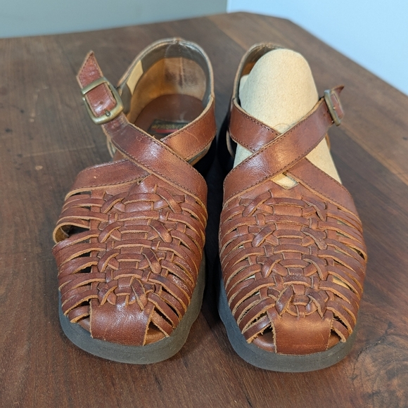 Aerosoles Strappy Caged Huarache Buckle Jesus Sandals Woman's 7B Vintage 90s y2k - Picture 3 of 13